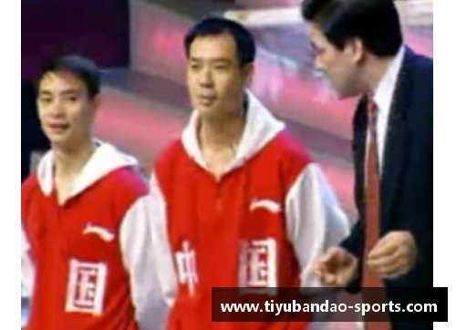 体育明星风采全解析：走近那些在场上闪耀的传奇人物